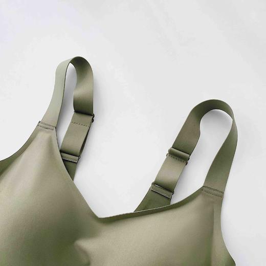 【57号款】女士果冻条宽肩带无痕内衣文胸（适合大胸） 商品图9