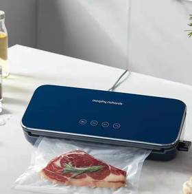 食欲大作战，有它必胜！食材锁鲜放心囤，摩飞真空封口机~