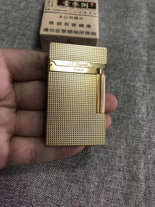 正品的都彭打火机..只有四十个..原材料涨钱厉害..价格不变.. 商品图3