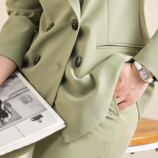 早秋两件套宽松版廓形休闲西装外套女秋款chic小个子职业套装短款 商品图3