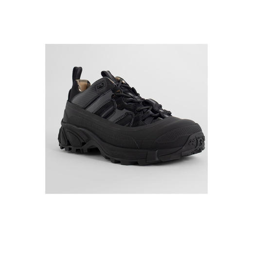 【二】BURBERRY 博柏利 尼龙拼漆皮 Arthur 运动鞋 男士休闲鞋 黑色 8035440 A1189 商品图1