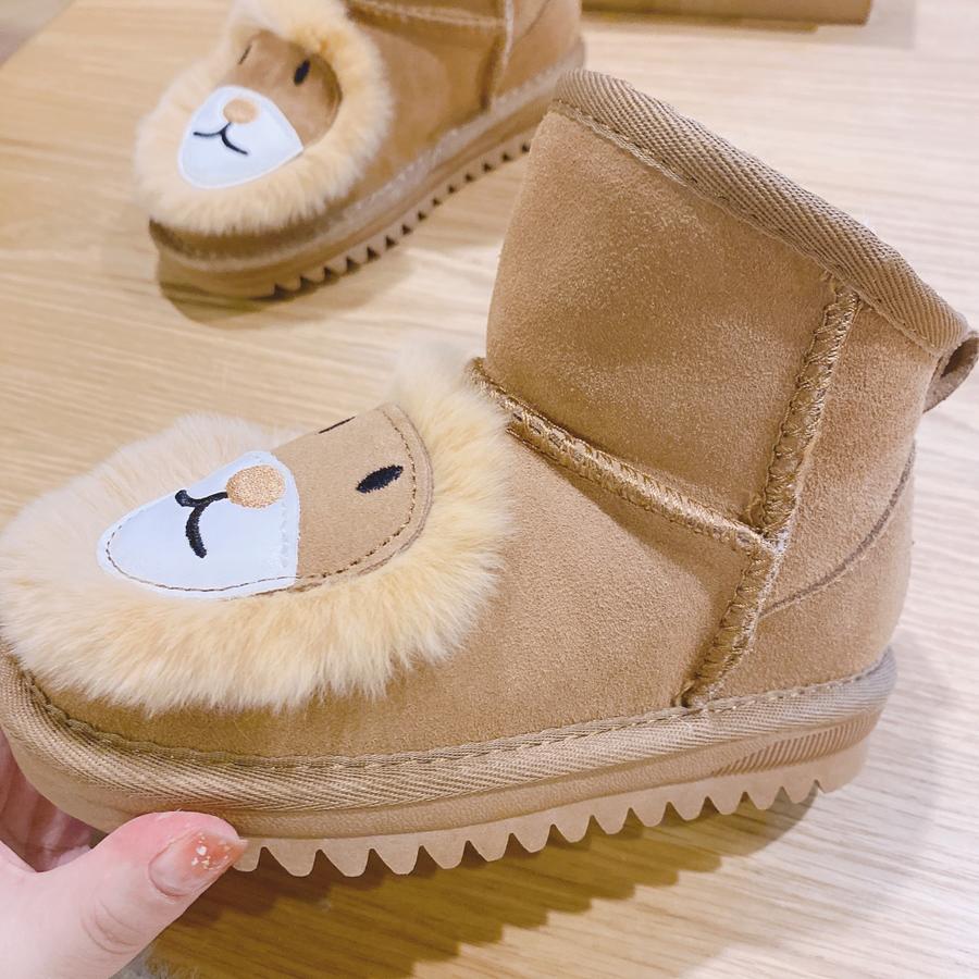 点此购买 ugg萌哒哒小狮子儿童短靴 wei 208909