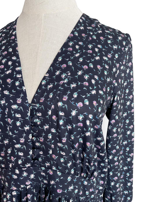 TYNVIE 拼接裙摆V领复古款长袖连衣裙-蓝碎花 商品图7