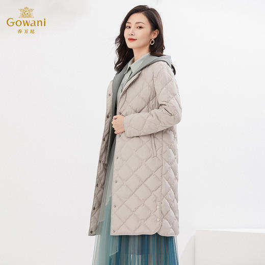 乔万尼新品羽绒服白鸭绒拼色设计减龄轻款EI4T616 商品图1