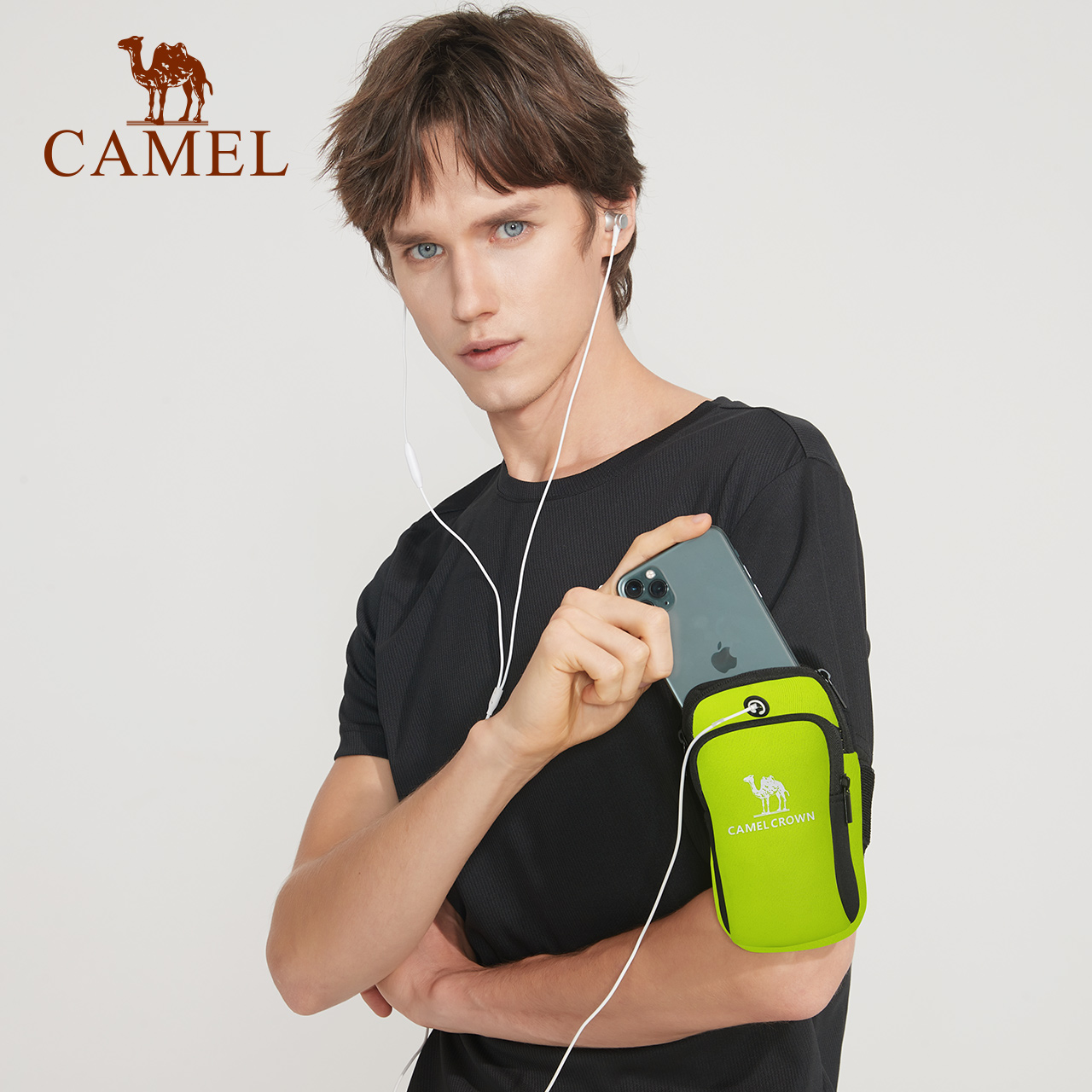 骆驼户外手机袋男女款健身耳机运动跑步手机臂包臂套手臂带手腕包8W3AMT004