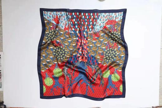 巾彩真丝中方巾 商品图0