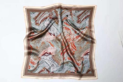 巾彩真丝小方巾 商品图3