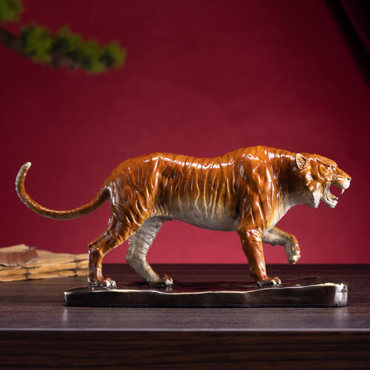 【朱炳仁铜】八面威风 铜艺摆件 虎年摆件 非遗技艺 新年礼物 商品图0