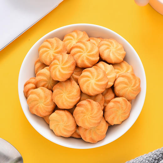 卡贺家KOHOJO奶油味の小曲奇 358g/箱 精选小麦粉，清新奶香，口感丰富浓郁，食而不腻 商品图2