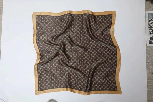 巾彩真丝中方巾 商品图1