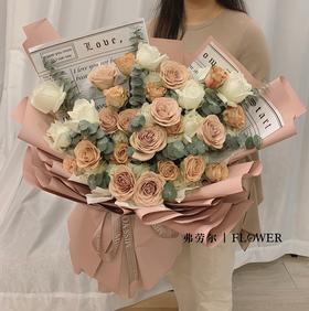 【一生所爱】52支卡布奇诺小白兔玫瑰花束