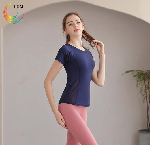 LUM39869露檬瑜伽运动短袖双面磨毛面料（含胸垫） 商品图4