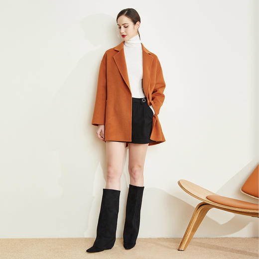 LH941斯尔丽瑟俪[专柜同款]2021冬新款翻领大口袋廓形款一手长大衣女 商品图2