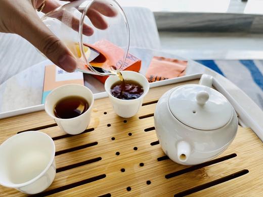 「好茶不贵」养肺宜喝白茶🌱【藏兮系列陈年老白茶/陈皮白茶/小七饼干茶】三年珍藏🌟制作干净🍃口感纯粹🍵清淡的白茶➡️含淡淡的果香❌没有茶的苦涩感🎁独立包装｜一片/颗一冲泡｜免去撬茶繁琐 商品图3