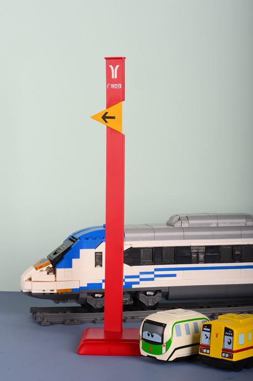 广州地铁柱立式导向标识摆件 商品图5