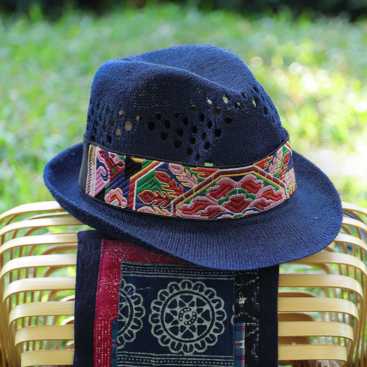 青雀冠绣花礼帽 | 杨丽萍老师同款 | 双色可选| 现货加急发  商品图2