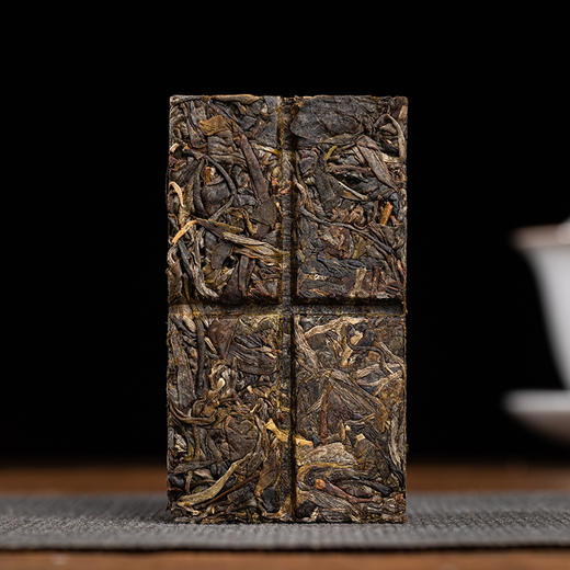 德丰昌【冰岛古树·随手礼】普洱生茶春节礼盒192克 商品图8