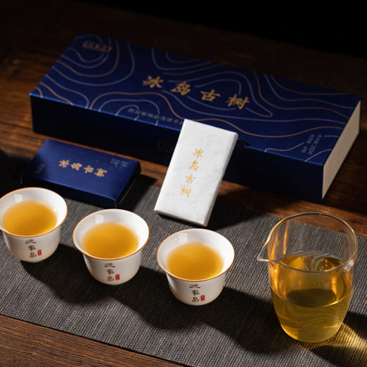 德丰昌【冰岛古树·随手礼】普洱生茶春节礼盒192克 商品图2