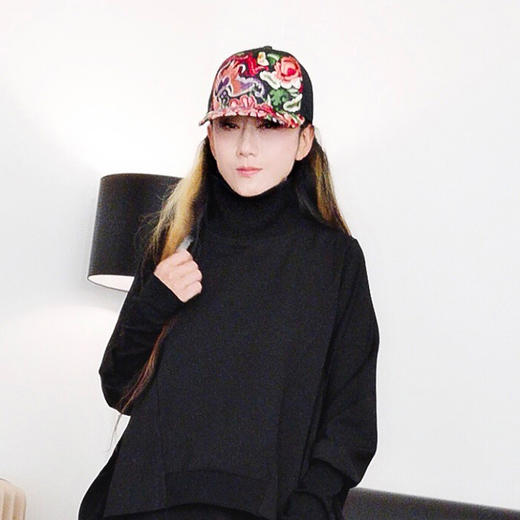 醉花阴绣花鸭舌帽 | 现货加急发 | 杨老师同款 | 黑色 红色 商品图5