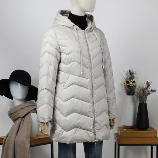 FOCALS福柯斯女装冬季新款休闲拉链连帽中长款羽绒服FRGDD798AW 商品图1