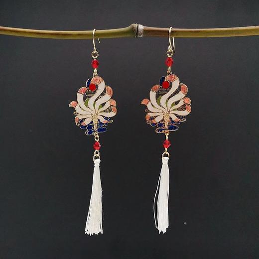 日韩新品 山海经神兽 九尾天狐 长款流苏耳环耳夹 商品图4