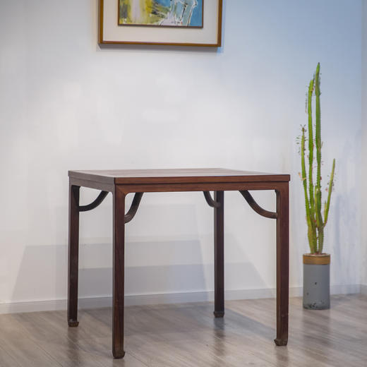 清 红木四面平霸王枨方桌 商品图1