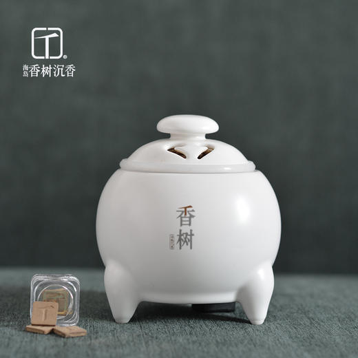 【海岛香树】健康生活沉香品香套装（经典款）30片装、电子品香炉 商品图3