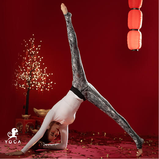 壁虎瑜伽【2112SY128】V领裸感高弹长袖T恤（有胸垫）【5天发货】 商品图5