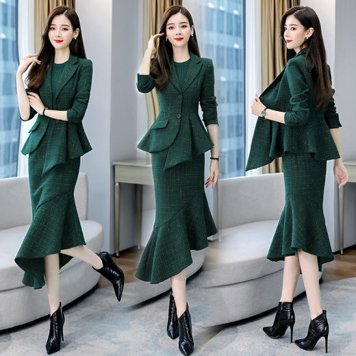 WZNH- CZJ7985 2021冬装新款小香风毛呢西装毛呢鱼尾裙套装两件套 商品图0