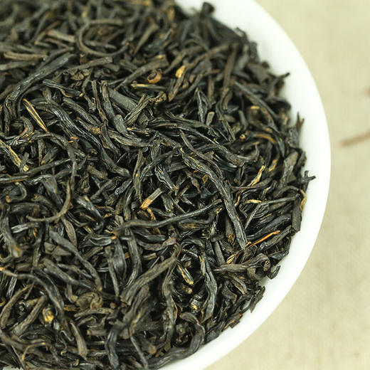 泥巴哥福建小种红茶 浓香耐泡口粮茶500g 商品图3