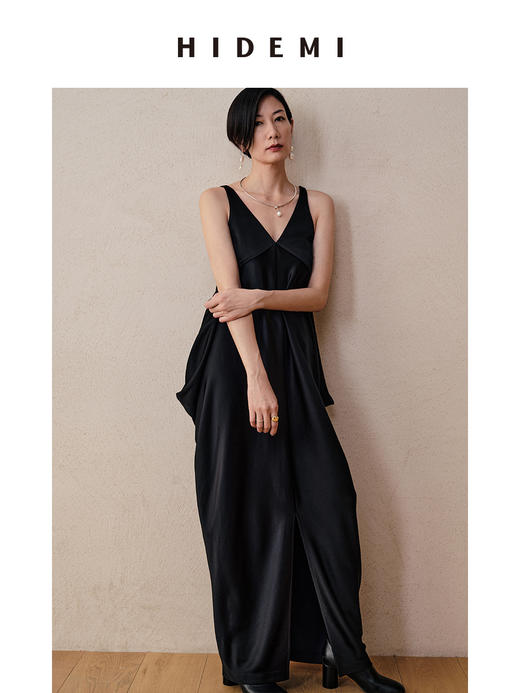 HIDEMI 黑色醋酸V领垂坠流线感轻礼服连衣长裙 商品图7