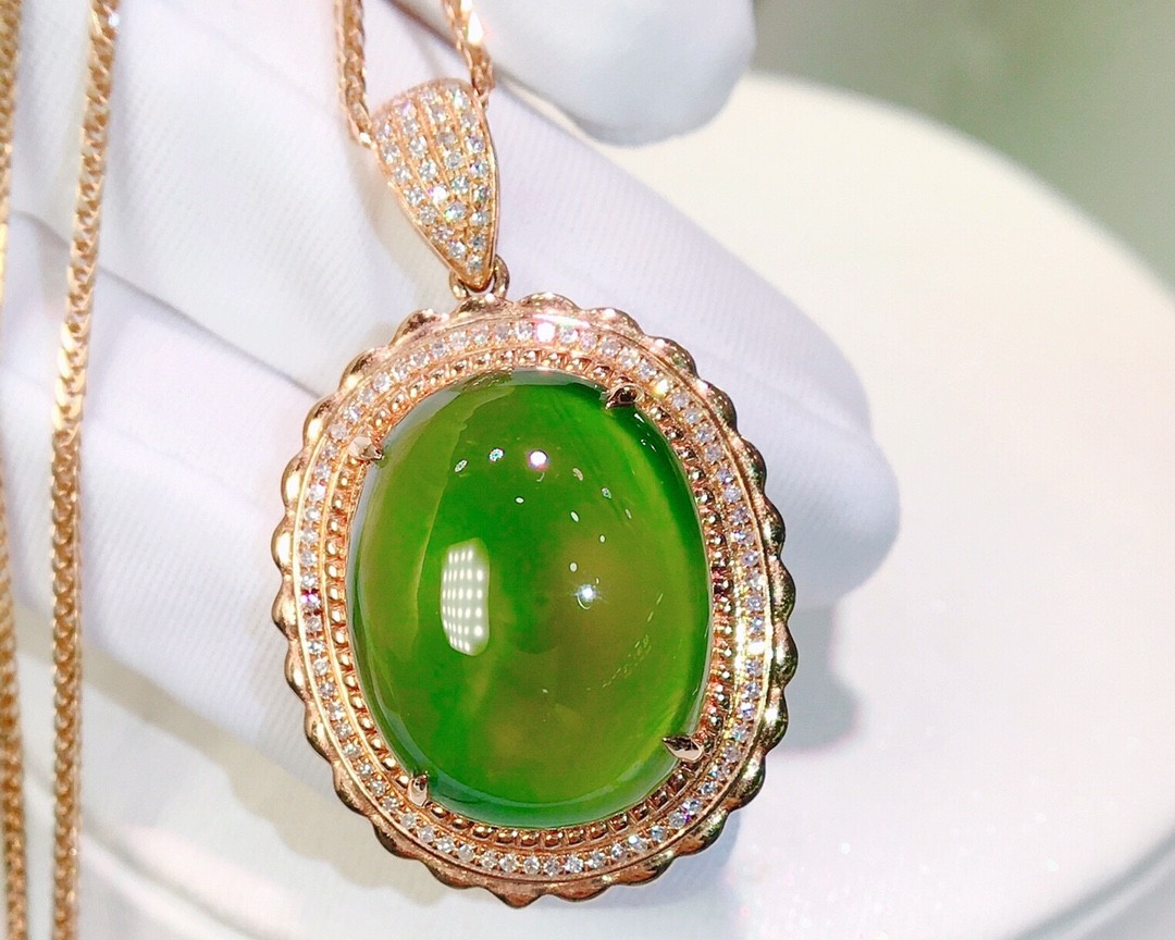 2克拉 9.8g 天然葡萄石吊坠