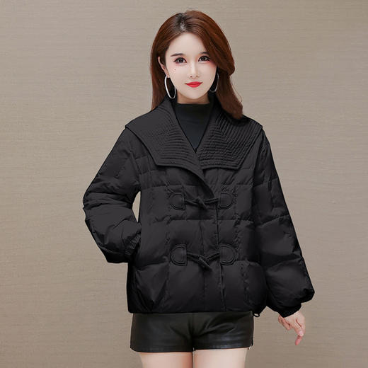 WE-DD-Y21X819 方领轻薄保暖白鸭绒羽绒服女短款2021冬装新款气质优雅时尚小外套 商品图5