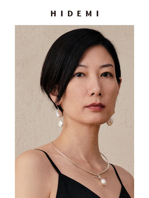 HIDEMI 异形珍珠不对称吊坠式耳环 商品图2