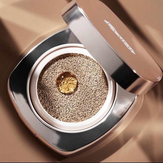 法国 LA MER海蓝之谜 鎏光焕变精华气垫 （带替换芯1个） 商品图5