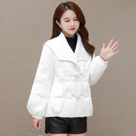 WE-DD-Y21X819 方领轻薄保暖白鸭绒羽绒服女短款2021冬装新款气质优雅时尚小外套