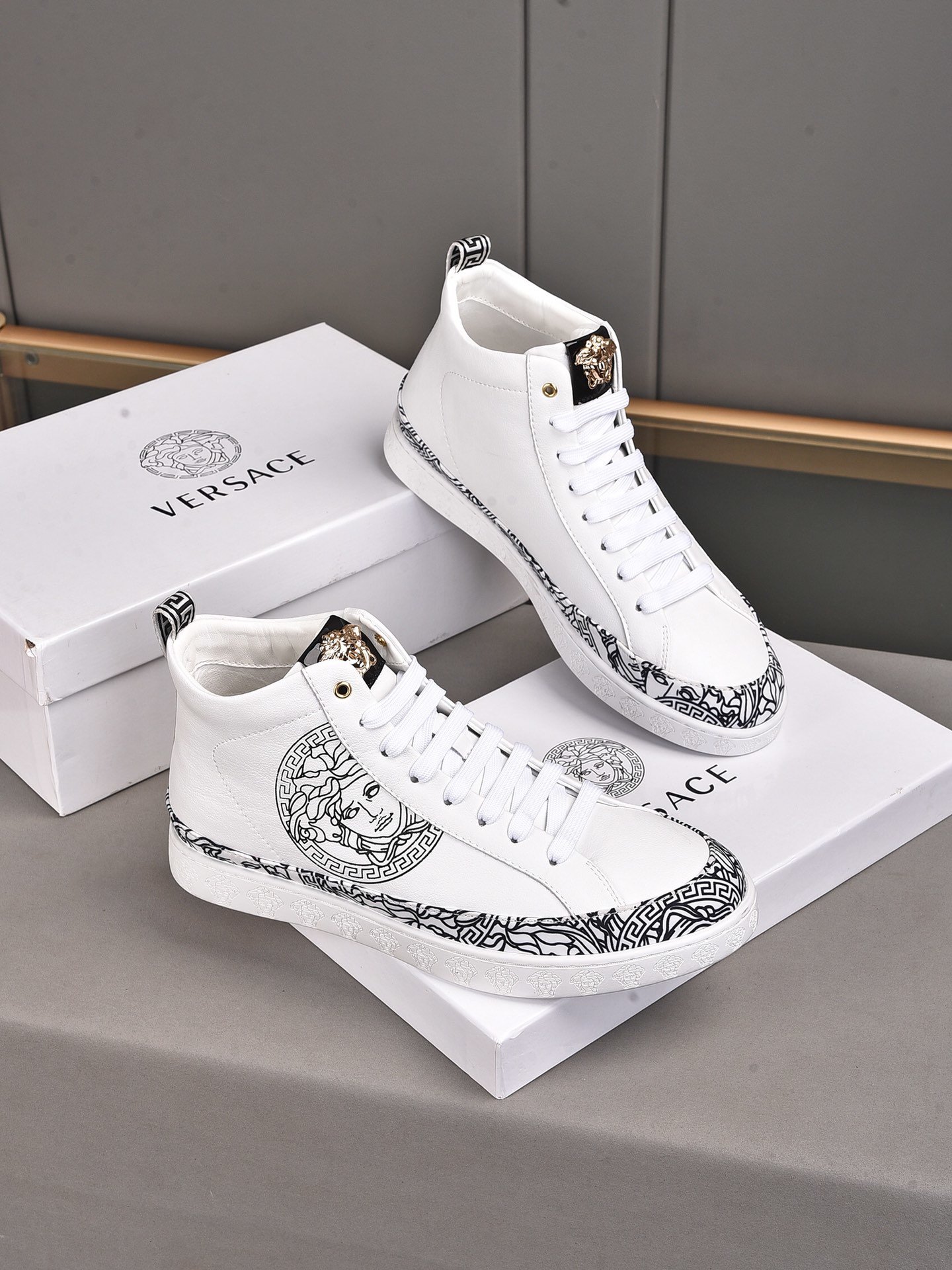 范思哲 versace 潮牌男士休闲高帮鞋 鞋面进口软牛皮 精美3d打印