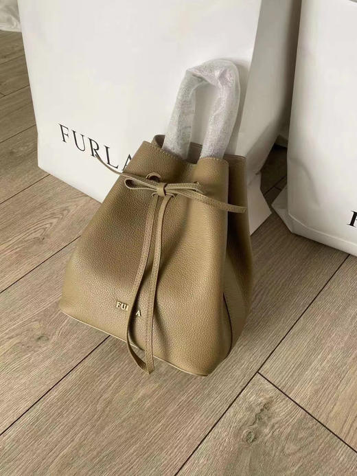 国内现货❗️❗️Furla 芙拉小水桶包包 商品图0