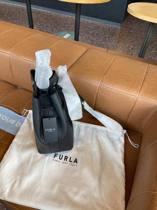 国内现货❗️❗️Furla 芙拉小水桶包包 商品图6