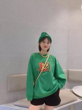 3楼 哥弟复古绿宽松卫衣