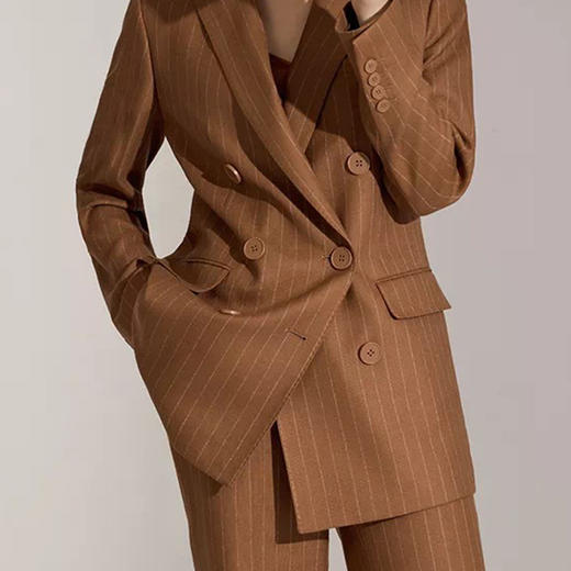 三石一澜女装21春新款羊毛三粒双排扣廓型西装SF15102066 商品图1