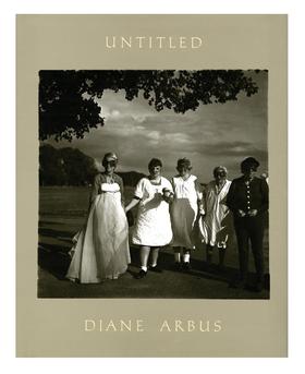 Untitled: Diane Arbus，无题:戴安·阿勃丝摄影集