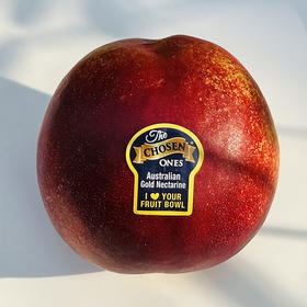 澳洲空运油桃  |  红里透黄，阳光下特别灿烂，果肉纯黄，靠近核一圈红，脆嫩有韧劲，现在有点硬很甜， 放软了之后，细致绵软水汪汪，又香又甜，甜蜜芬芳！