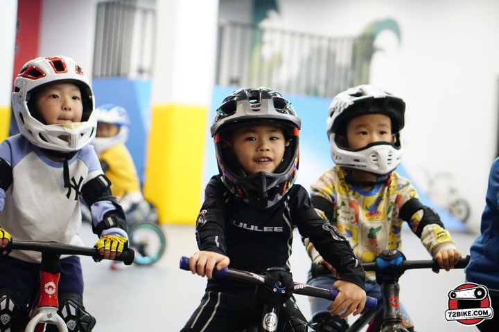 【骑二无比@南关】49.9元抢3次平衡车精品课（1次正式课2次训练课），正式课专业摄影教练跟拍，课后赠送电子照片