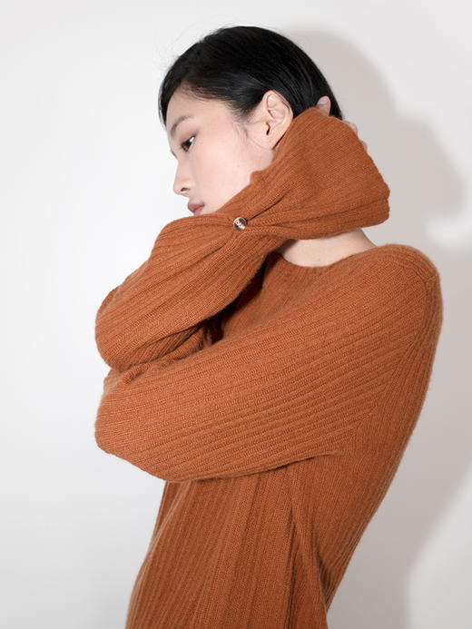 女士2021新款纯山羊绒单股坑条纹理连衣裙 商品图2