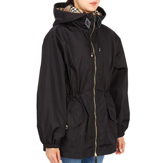 【一】BURBERRY 巴宝莉 女士尼龙轻质连帽夹克外套 黑色 8042901 A1189 商品图0