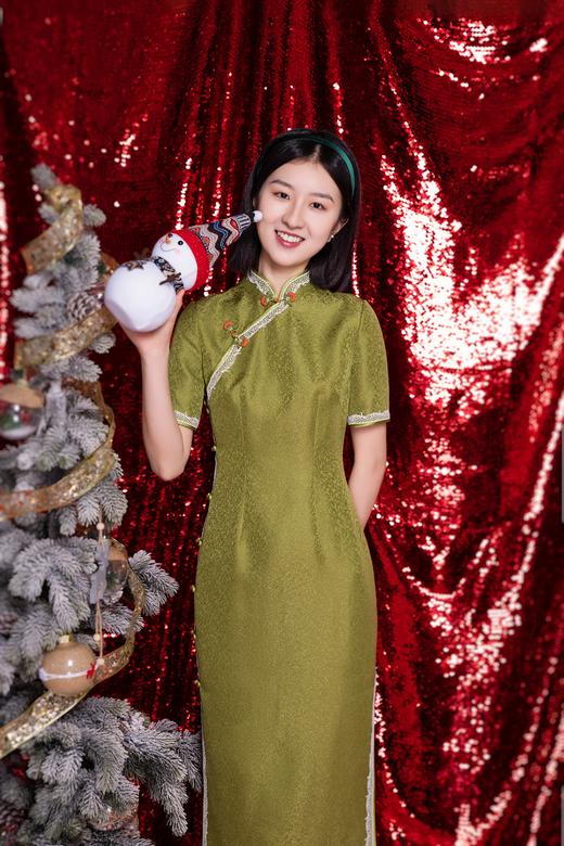 荷言HEYEN 春草碧 传统版型设计+织金真丝面料+撞色柿子盘扣+时尚英文字母弧边 商品图0