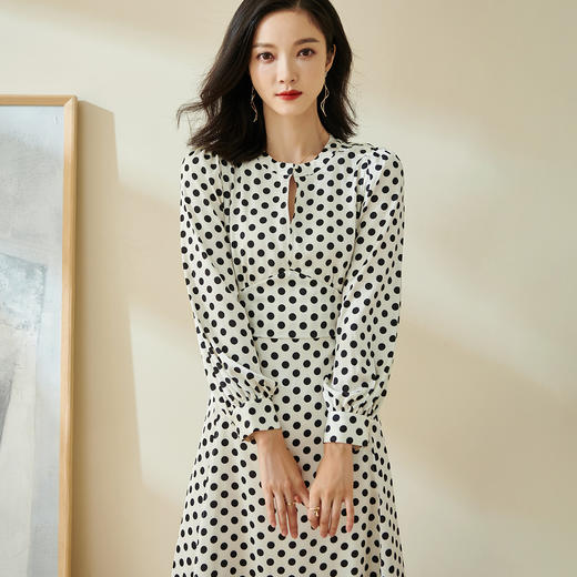 剩S/L/XL/XXL 米思阳波点a字裙2022春季新款法式收腰显瘦长袖连衣裙 商品图1