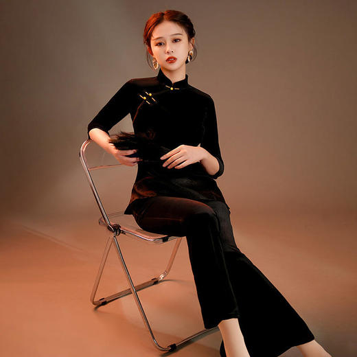 黑色丝绒两件套装，时尚改良女士日常上衣旗袍 GSJ129 商品图3