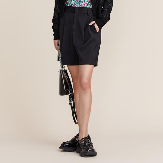 MIIDII谜底2022春新款简约时髦帅气休闲西裤短裤女221MK0043 商品图1